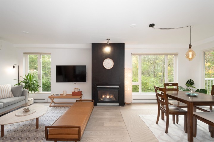 Photo 1 at 315 - 2628 Yew Street, Kitsilano, Vancouver West