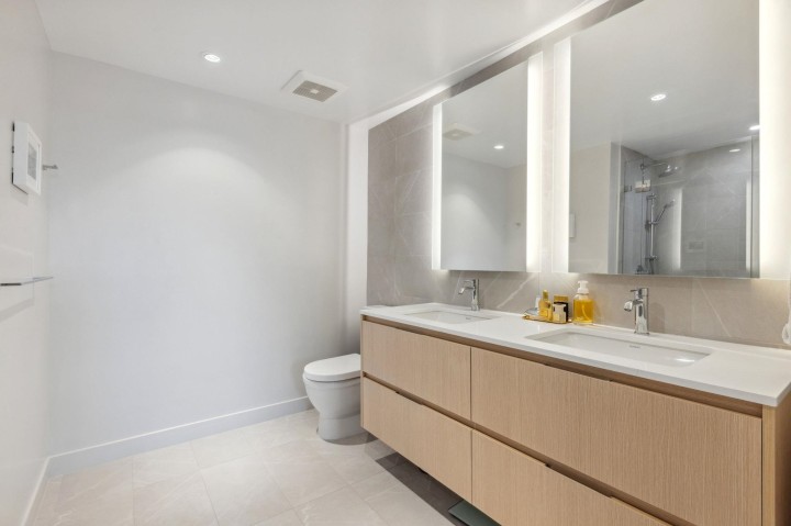 Photo 13 at 404 - 1500 Fern Street, Lynnmour, North Vancouver