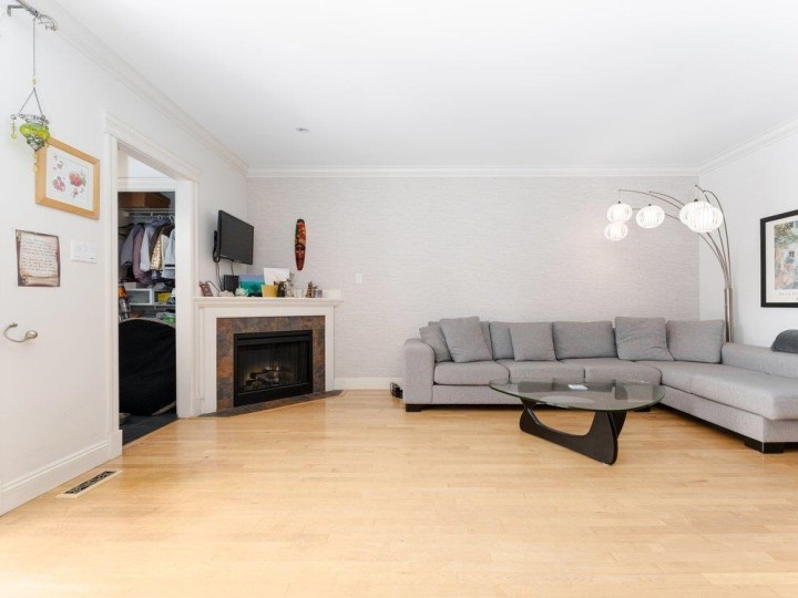 Photo 15 at 331 W 14th Street, Central Lonsdale, North Vancouver