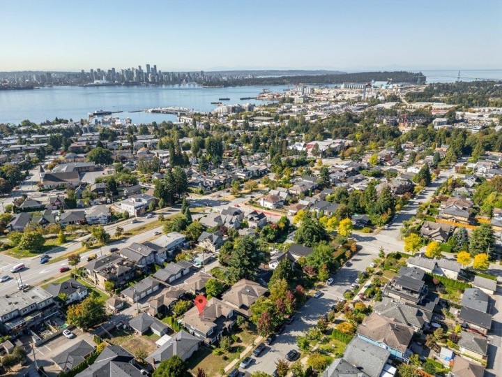 Photo 39 at 331 W 14th Street, Central Lonsdale, North Vancouver