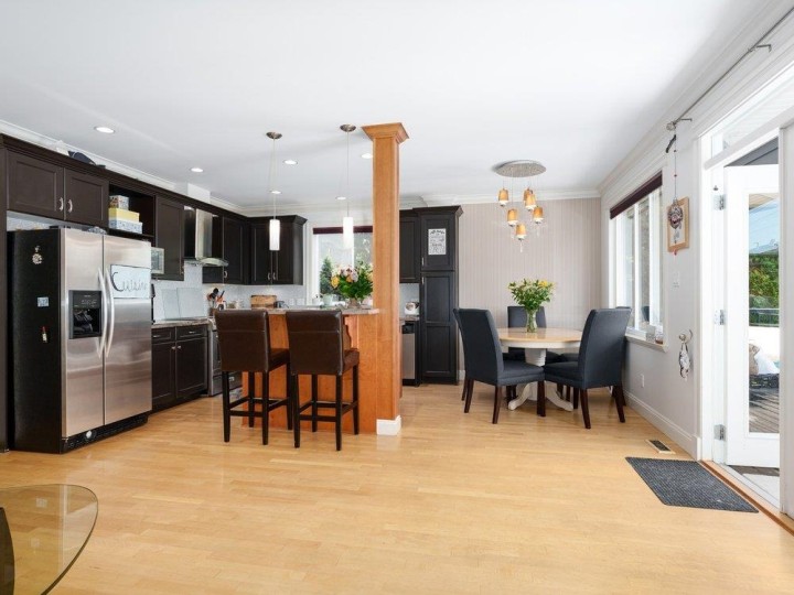 Photo 8 at 331 W 14th Street, Central Lonsdale, North Vancouver