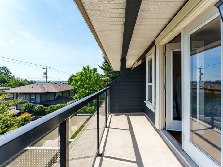 Photo 25 at 331 W 14th Street, Central Lonsdale, North Vancouver