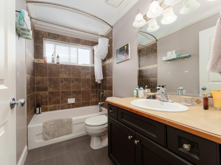 Photo 21 at 331 W 14th Street, Central Lonsdale, North Vancouver