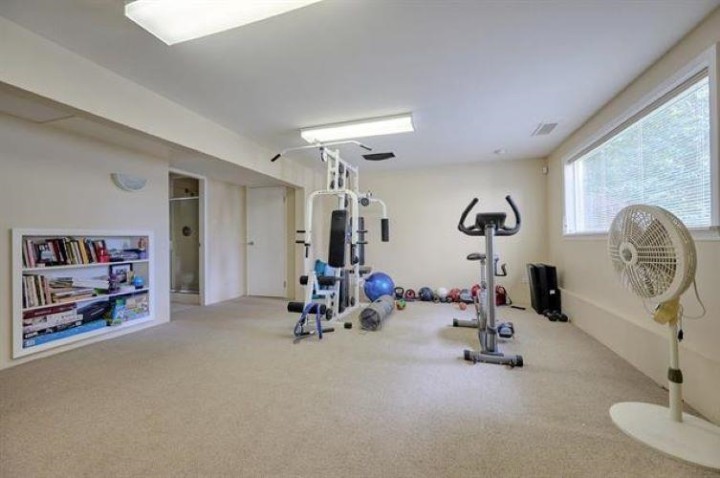 Photo 18 at 963 Belmont Avenue, Edgemont, North Vancouver