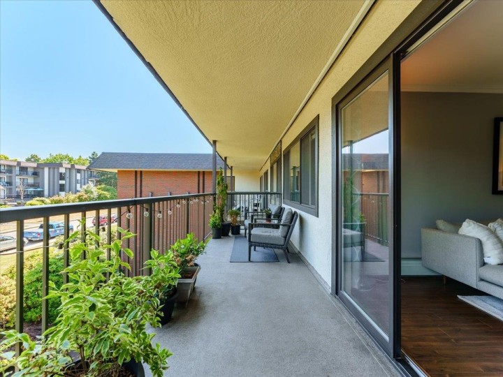 Photo 23 at 301 - 155 E 5th Street, Lower Lonsdale, North Vancouver