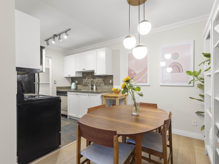 Photo 16 at 302 - 1550 Barclay Street, West End VW, Vancouver West