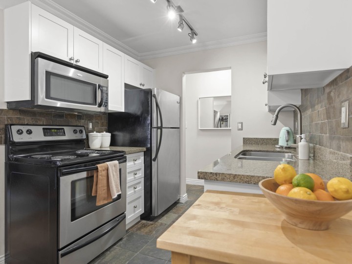 Photo 19 at 302 - 1550 Barclay Street, West End VW, Vancouver West