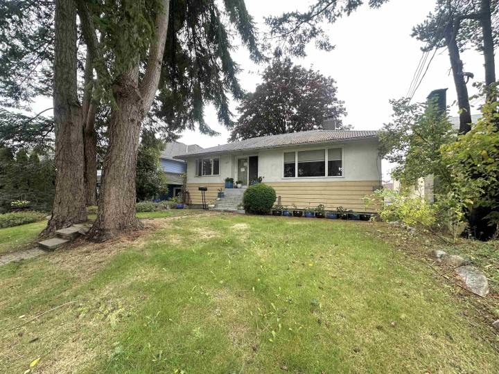 Photo 6 at 313 E 13th Street, Central Lonsdale, North Vancouver