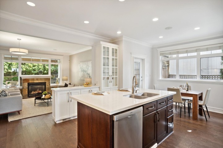 Photo 8 at 2185 Lawson Avenue, Dundarave, West Vancouver