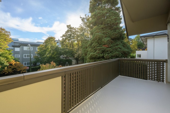 Photo 16 at 307 - 1963 W 3rd Avenue, Kitsilano, Vancouver West