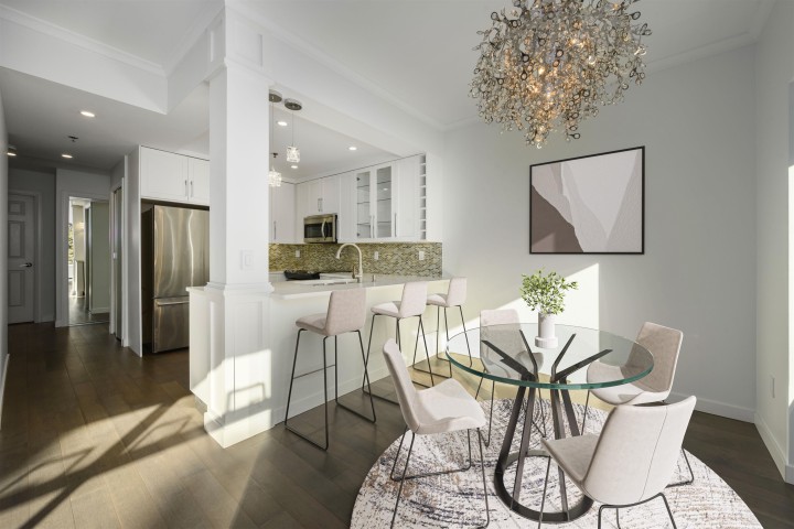 Photo 4 at 307 - 1963 W 3rd Avenue, Kitsilano, Vancouver West