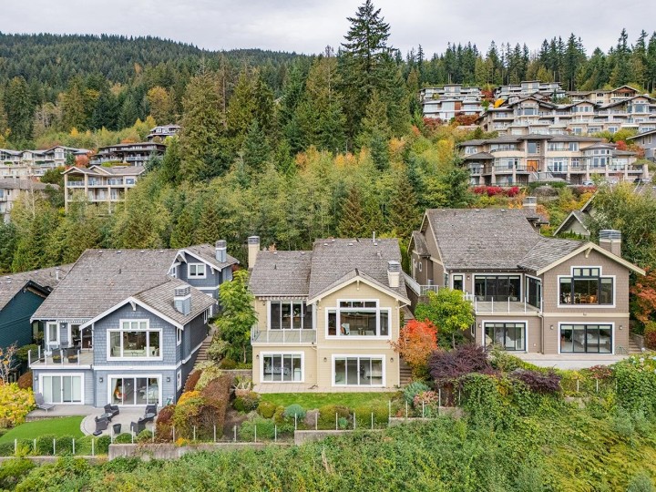 Photo 5 at 2546 Marr Creek Court, Whitby Estates, West Vancouver