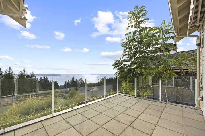 Photo 39 at 2546 Marr Creek Court, Whitby Estates, West Vancouver