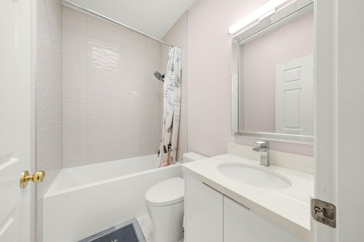 Photo 15 at 5657 Kerr Street, Collingwood VE, Vancouver East