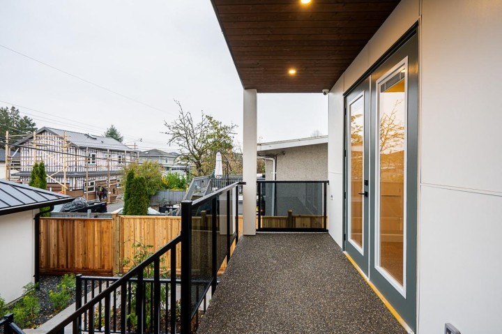 Photo 27 at 2331 E 49th Avenue, Killarney VE, Vancouver East