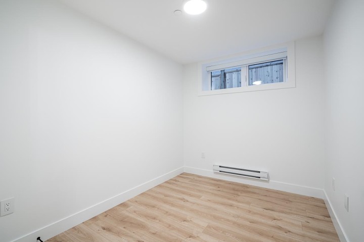 Photo 24 at 2331 E 49th Avenue, Killarney VE, Vancouver East