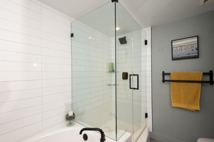 Photo 22 at 308 - 683 W Victoria Park, Lower Lonsdale, North Vancouver