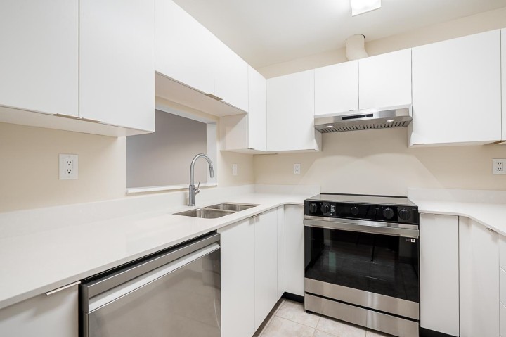 Photo 9 at 702 - 1010 Howe Street, Downtown VW, Vancouver West