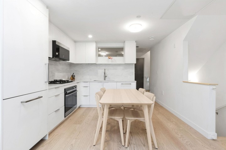 Photo 6 at 112 - 650 E 2nd Street, Lower Lonsdale, North Vancouver