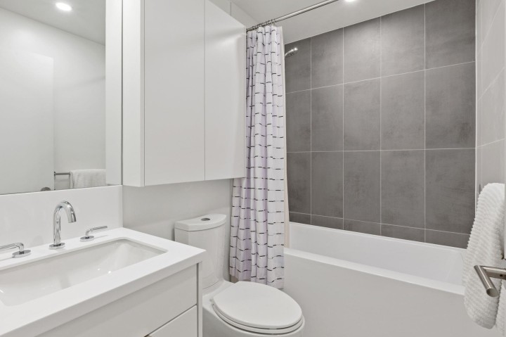 Photo 26 at 112 - 650 E 2nd Street, Lower Lonsdale, North Vancouver