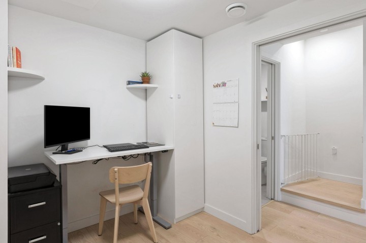 Photo 14 at 112 - 650 E 2nd Street, Lower Lonsdale, North Vancouver