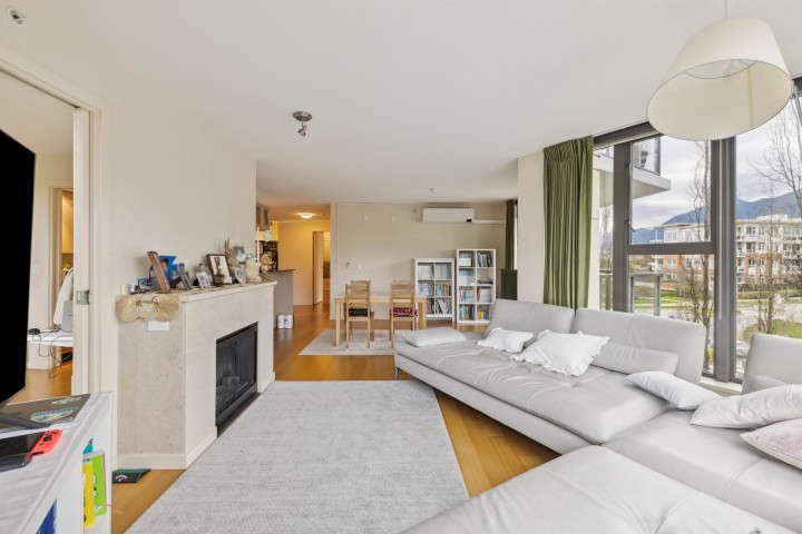 Photo 7 at 501 - 683 Victoria Park West, Lower Lonsdale, North Vancouver