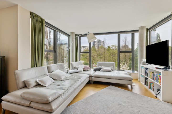 Photo 3 at 501 - 683 Victoria Park West, Lower Lonsdale, North Vancouver