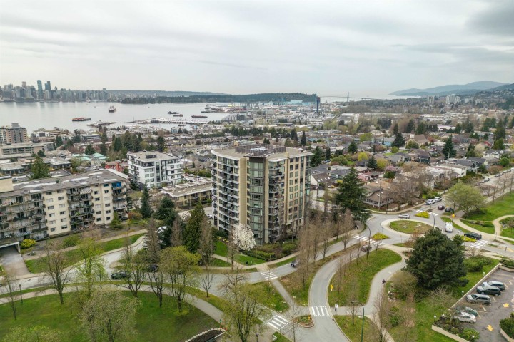 Photo 1 at 501 - 683 Victoria Park West, Lower Lonsdale, North Vancouver