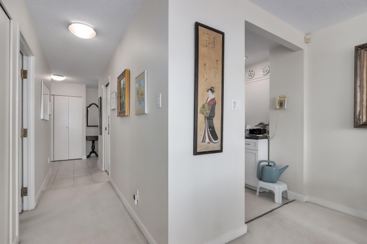 Photo 17 at G01 - 1490 Pennyfarthing Drive, False Creek, Vancouver West