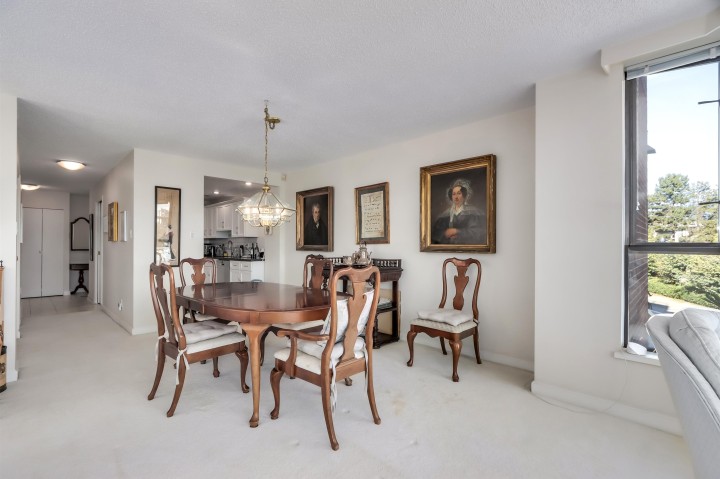 Photo 4 at G01 - 1490 Pennyfarthing Drive, False Creek, Vancouver West