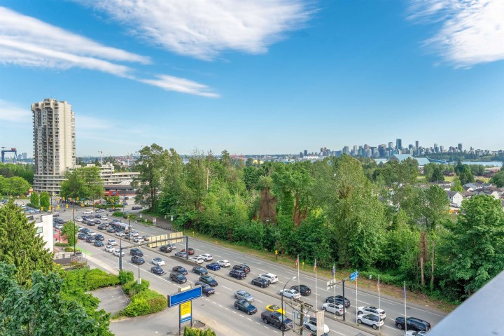 Photo 17 at 902 - 200 Klahanie Court, Park Royal, West Vancouver