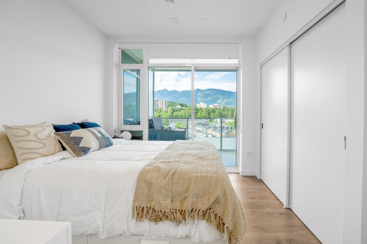 Photo 7 at 902 - 200 Klahanie Court, Park Royal, West Vancouver