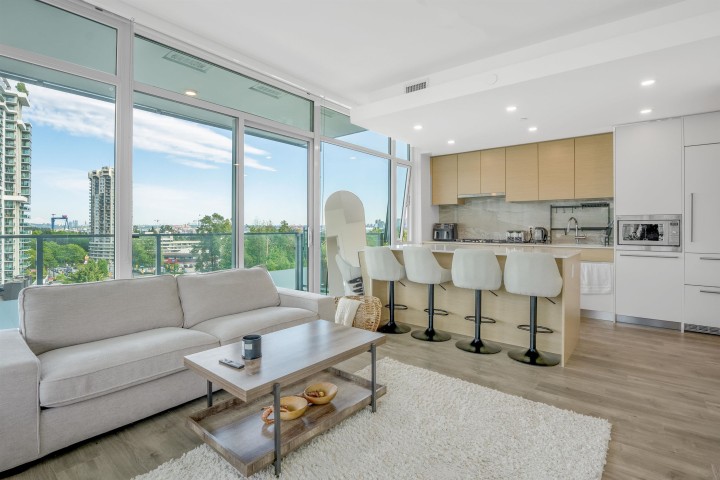 Photo 4 at 902 - 200 Klahanie Court, Park Royal, West Vancouver