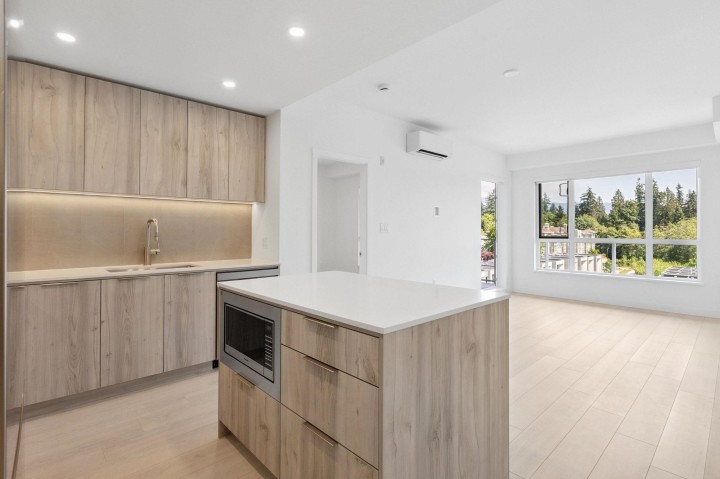 Photo 7 at PH617 - 3596 Malsum Drive, Roche Point, North Vancouver