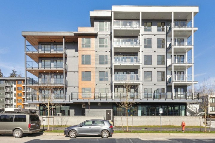 Photo 1 at PH617 - 3596 Malsum Drive, Roche Point, North Vancouver