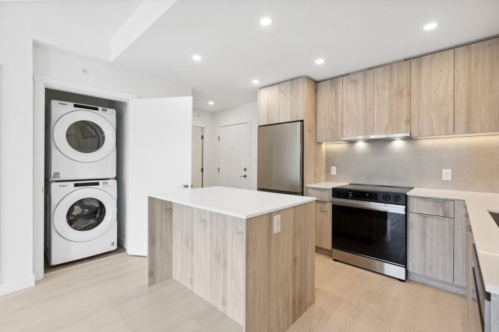 Photo 5 at PH617 - 3596 Malsum Drive, Roche Point, North Vancouver