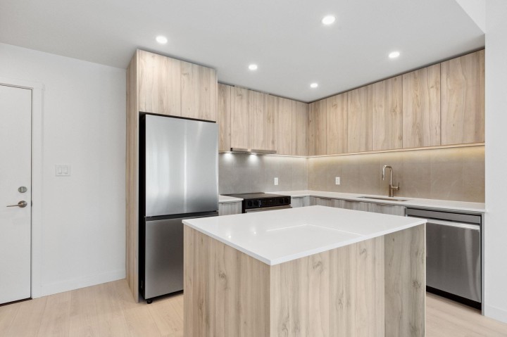 Photo 4 at PH617 - 3596 Malsum Drive, Roche Point, North Vancouver