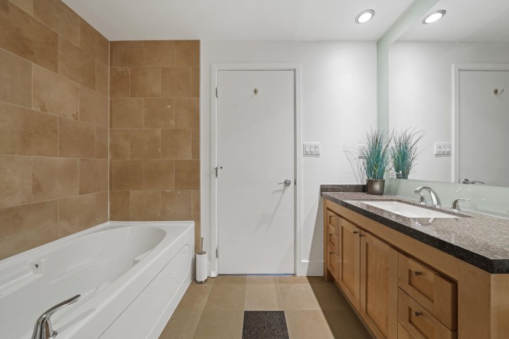 Photo 22 at 2503 - 1483 Homer Street, Yaletown, Vancouver West