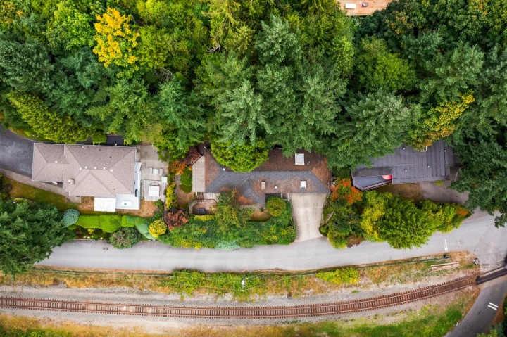 Photo 36 at 4110 Burkeridge Place, Bayridge, West Vancouver