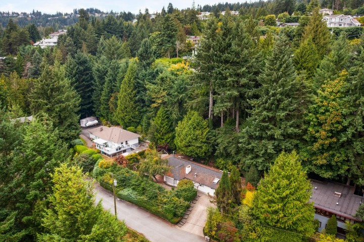 Photo 38 at 4110 Burkeridge Place, Bayridge, West Vancouver