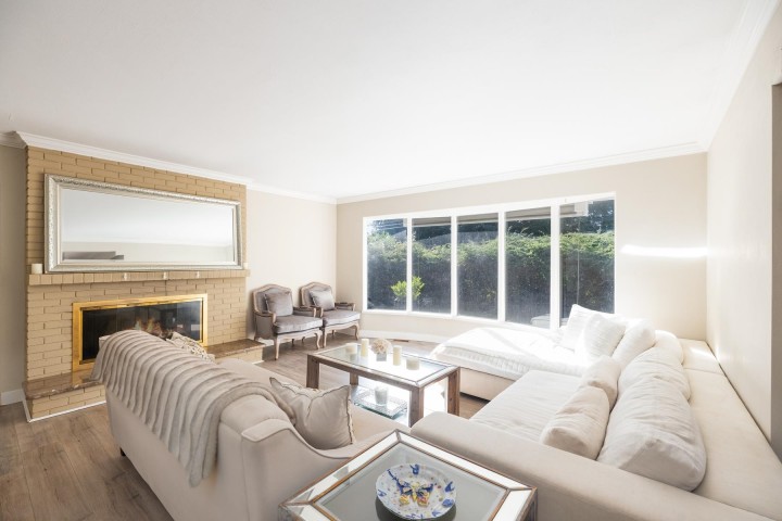 Photo 10 at 4110 Burkeridge Place, Bayridge, West Vancouver