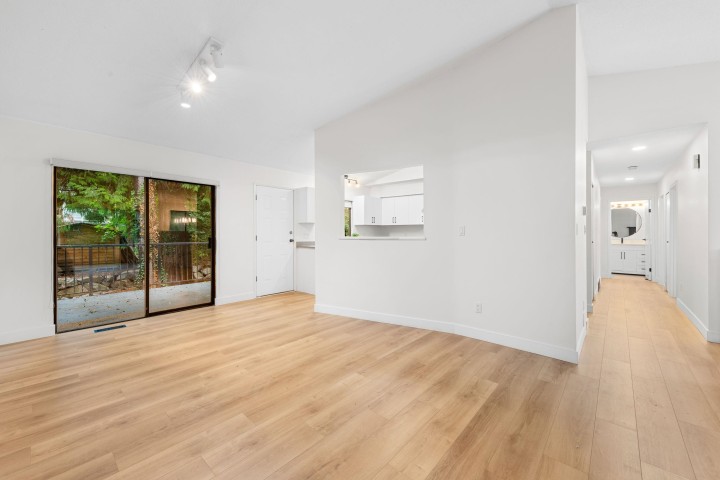 Photo 6 at 1777 Caledonia Avenue, Deep Cove, North Vancouver