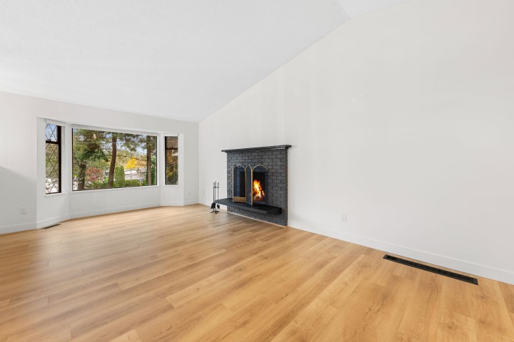 Photo 9 at 1777 Caledonia Avenue, Deep Cove, North Vancouver