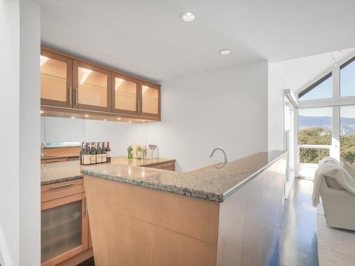 Photo 9 at 3262 W 1st Avenue, Kitsilano, Vancouver West