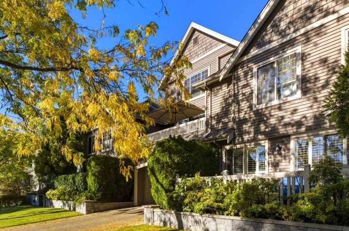 Photo 1 at 6 - 222 E 5th Street, Lower Lonsdale, North Vancouver