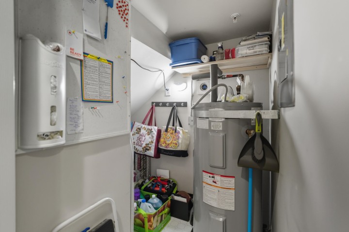 Photo 24 at 6 - 222 E 5th Street, Lower Lonsdale, North Vancouver