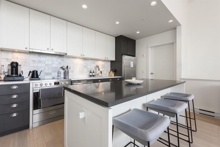 Photo 9 at 3429 Porter Street, Victoria VE, Vancouver East