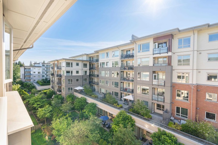 Photo 26 at 517 - 2665 Mountain Highway, Lynn Valley, North Vancouver