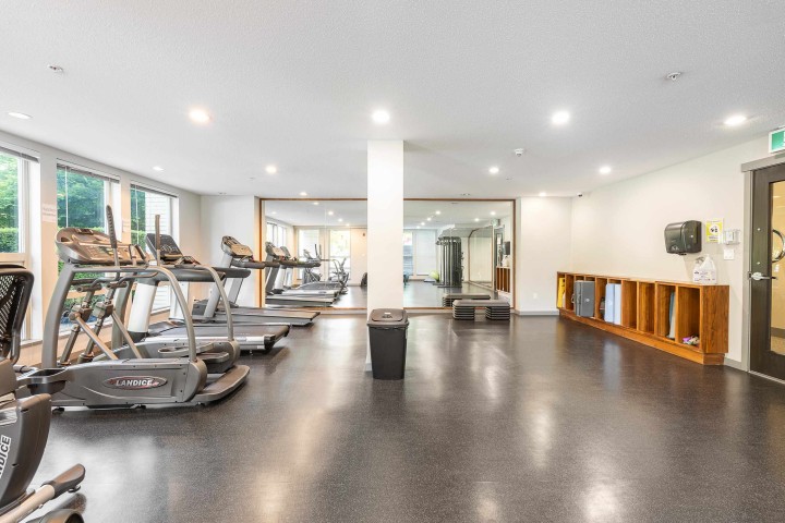 Photo 22 at 517 - 2665 Mountain Highway, Lynn Valley, North Vancouver