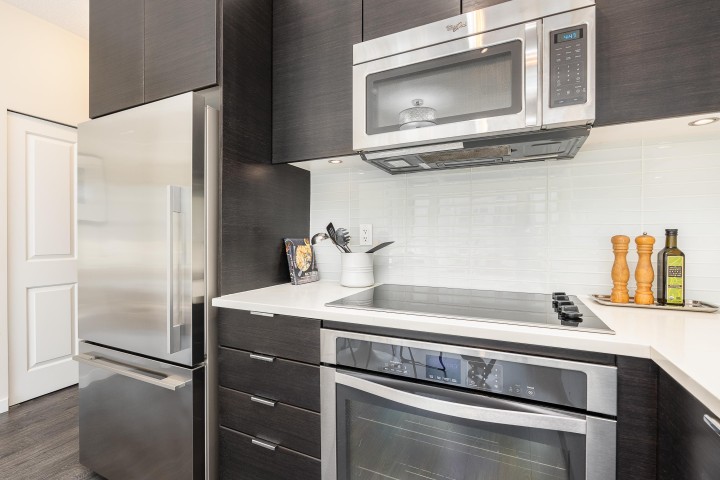 Photo 9 at 517 - 2665 Mountain Highway, Lynn Valley, North Vancouver